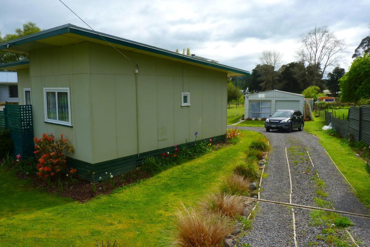 Grandad'S Homestay 298 Taumarunui Exterior photo